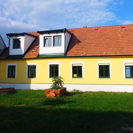 Gaestehaus Weinviertel - Niederoesterreich Siebenhirten Экстерьер фото